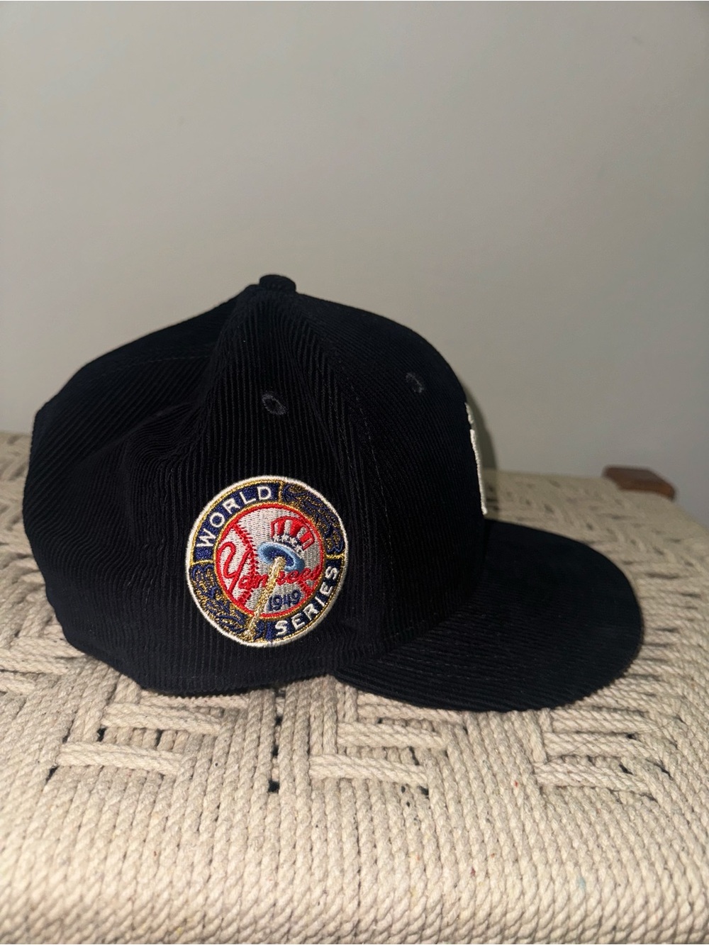 New Era New York Yankees Navy Corduroy World Series 9FIFTY SnapBack Hat - Picture 6 of 6